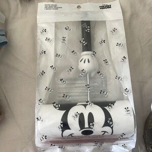 NWT Mickey lint remover
